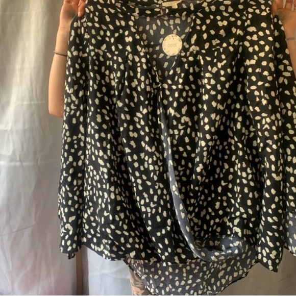 Black and White Patterned Blouse - Picture 1 of 1